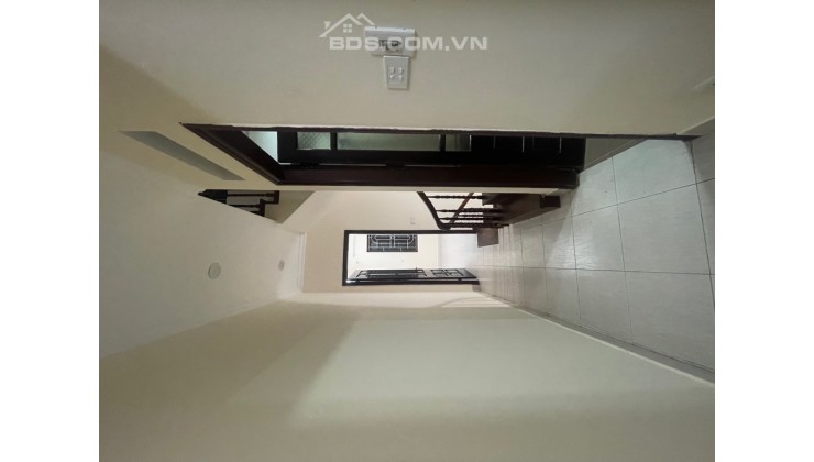 Bán nhà Tân Xuân, Xuân Đỉnh, 55m2 giá 4,35 tỷ - oto vào nhà- gần phố - gần chợ